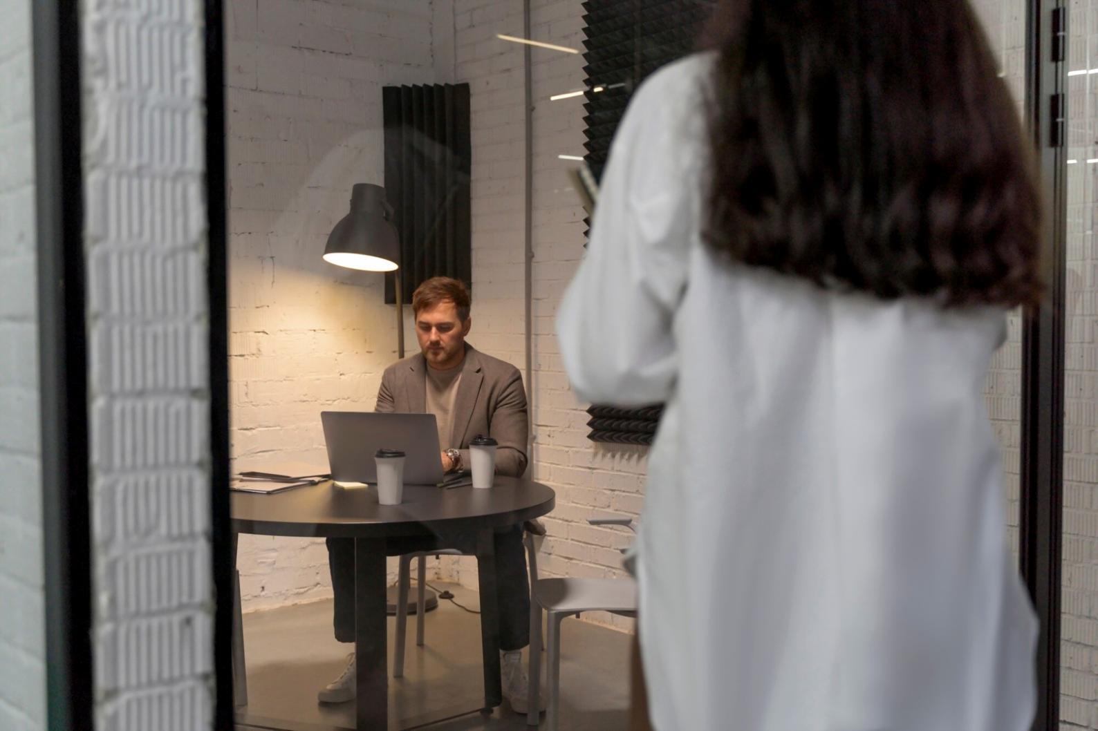 Teilnehmer während einer Volitruveon Schulung